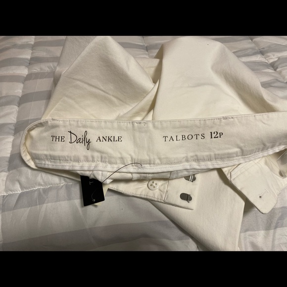 NWT. White Talbots Pants. - Picture 5 of 5